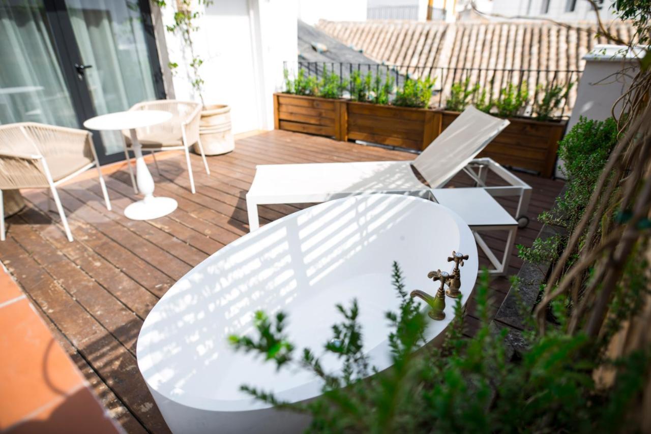 Royal Alcazar Premium terrace outdoor bath